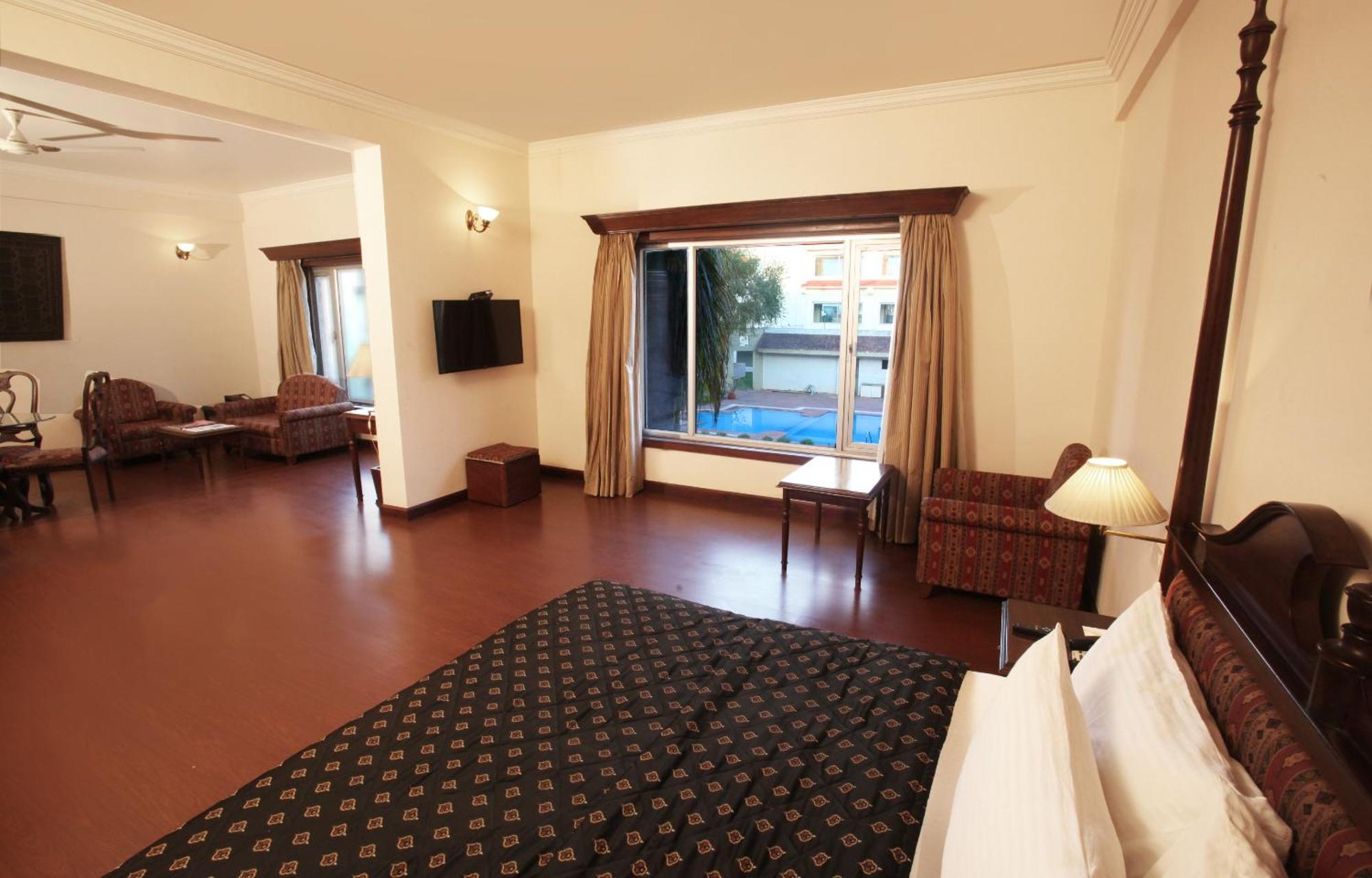 Hotel Express Residency-Jamnagar Exterior photo